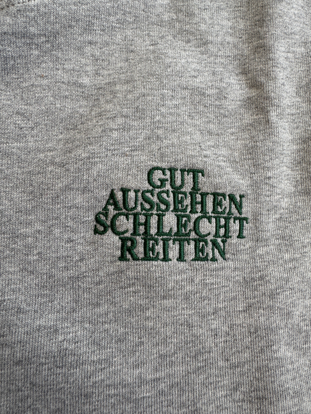 "Gut Aussehen Schlecht Reiten" Sweater Grau SAMPLE